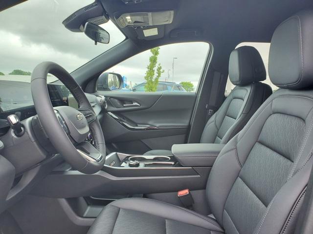 new 2026 Chevrolet Equinox car, priced at $30,092