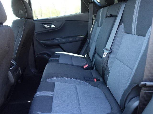 new 2025 Chevrolet Blazer car, priced at $35,872