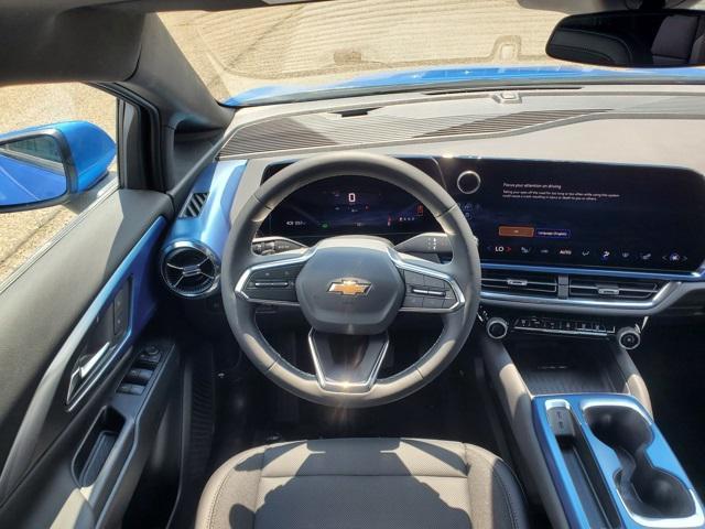 new 2025 Chevrolet Equinox EV car, priced at $33,899