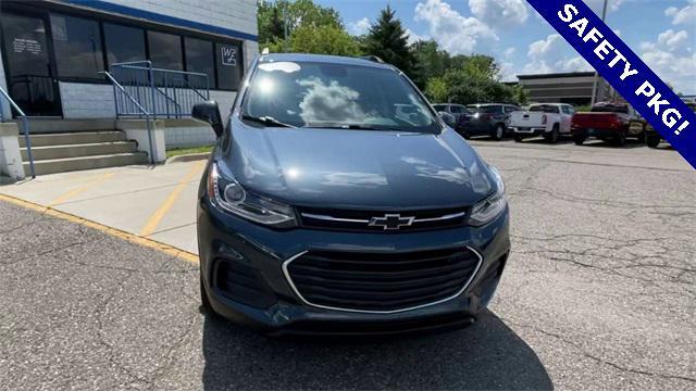 used 2022 Chevrolet Trax car, priced at $19,359