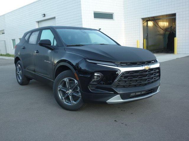 new 2025 Chevrolet Blazer car, priced at $36,295