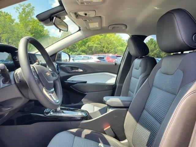 new 2025 Chevrolet Trax car, priced at $23,463