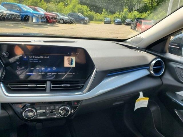 new 2025 Chevrolet Trax car, priced at $23,463