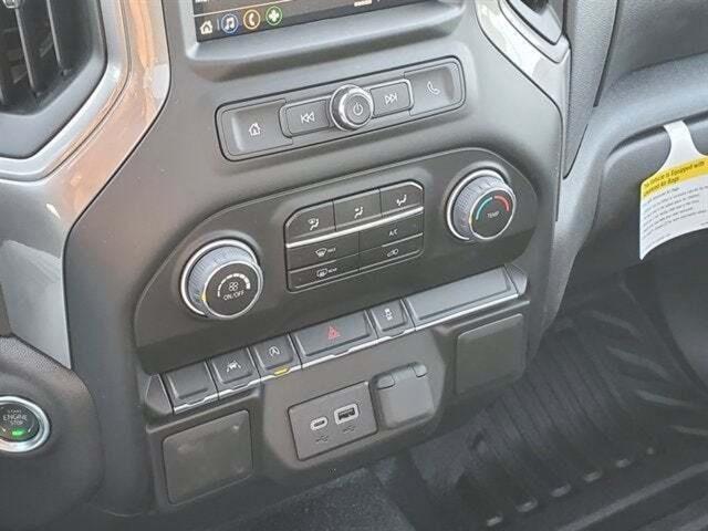 new 2025 Chevrolet Silverado 1500 car, priced at $40,079