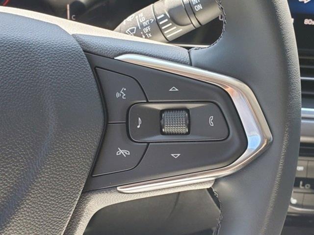 new 2025 Chevrolet Trax car, priced at $25,063