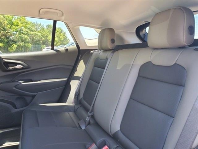 new 2025 Chevrolet Trax car, priced at $25,063