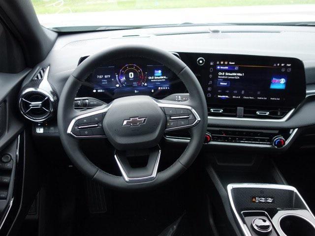 new 2026 Chevrolet Equinox car, priced at $31,398