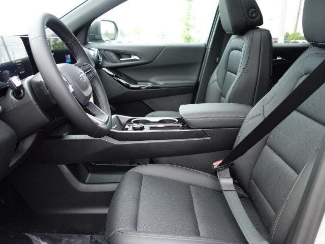 new 2026 Chevrolet Equinox car, priced at $31,398