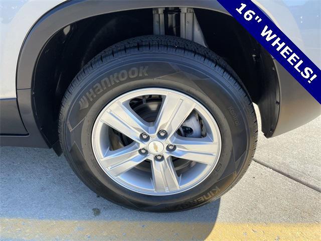 used 2022 Chevrolet Trax car, priced at $17,474