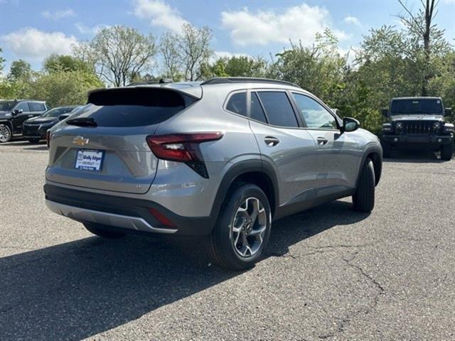 new 2025 Chevrolet Trax car, priced at $22,702