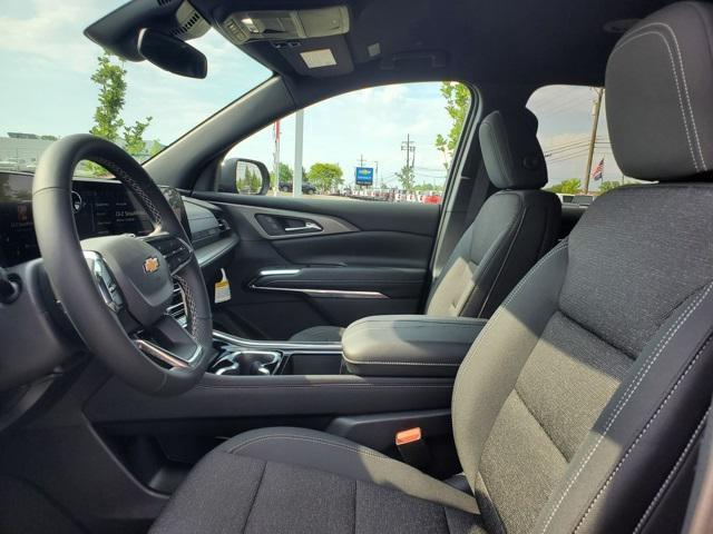 new 2025 Chevrolet Traverse car, priced at $41,271