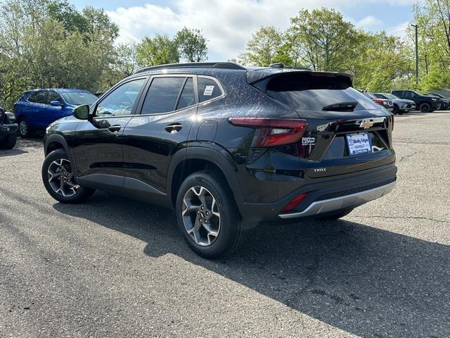 new 2025 Chevrolet Trax car, priced at $22,702