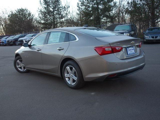 new 2024 Chevrolet Malibu car, priced at $26,445