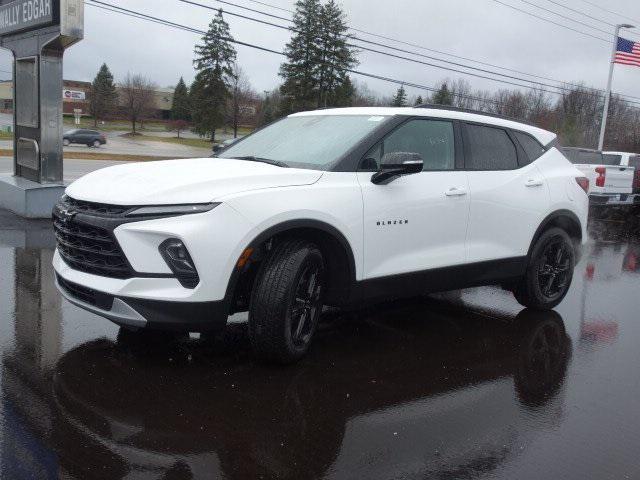 new 2025 Chevrolet Blazer car, priced at $44,020