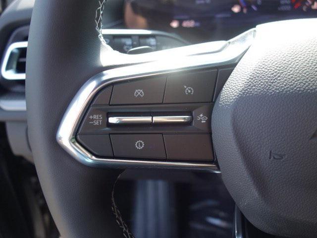 new 2025 Chevrolet Traverse car, priced at $41,190
