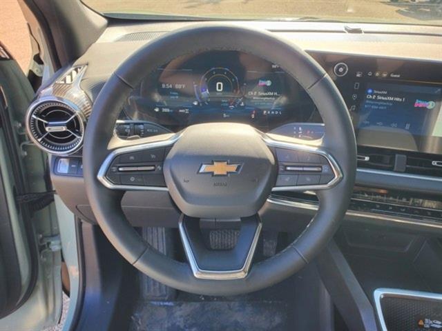 new 2026 Chevrolet Equinox car, priced at $31,511