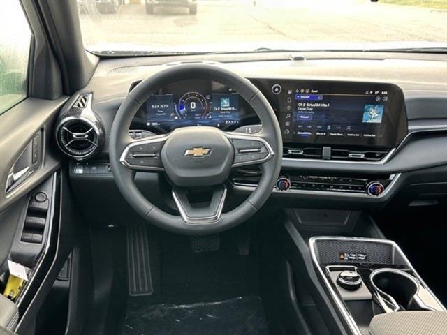 new 2026 Chevrolet Equinox car, priced at $29,679