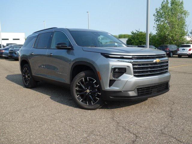 new 2025 Chevrolet Traverse car, priced at $43,522