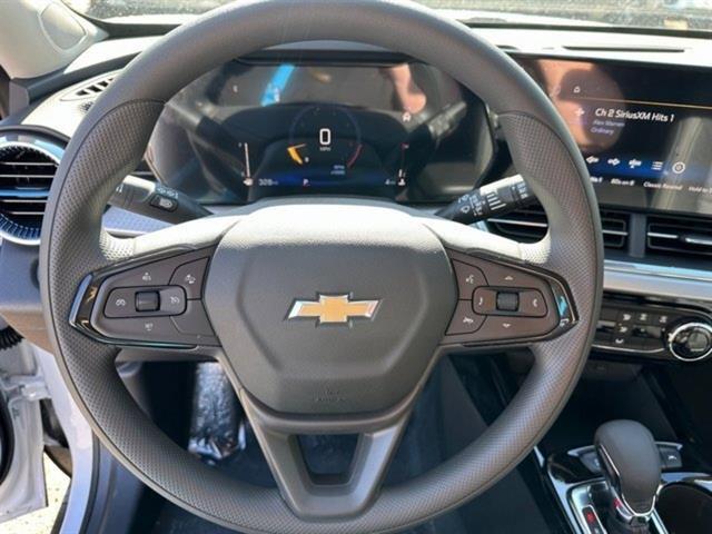 new 2025 Chevrolet Trax car, priced at $22,702