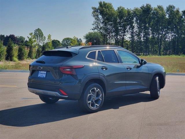 new 2025 Chevrolet Trax car, priced at $23,463