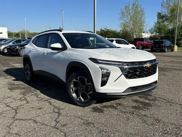new 2025 Chevrolet Trax car, priced at $23,222