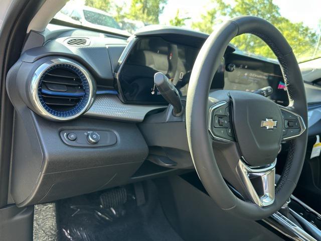 new 2025 Chevrolet Trax car, priced at $23,222