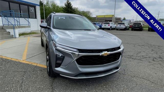 used 2024 Chevrolet Trax car, priced at $22,697