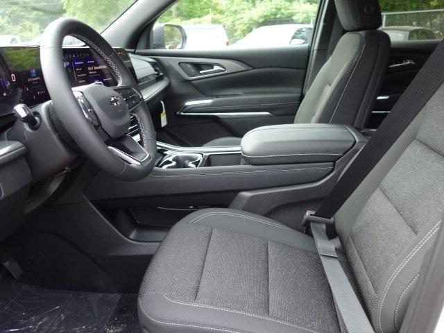 new 2025 Chevrolet Traverse car, priced at $40,566