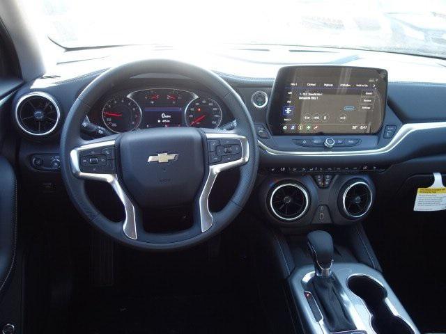new 2025 Chevrolet Blazer car, priced at $34,972