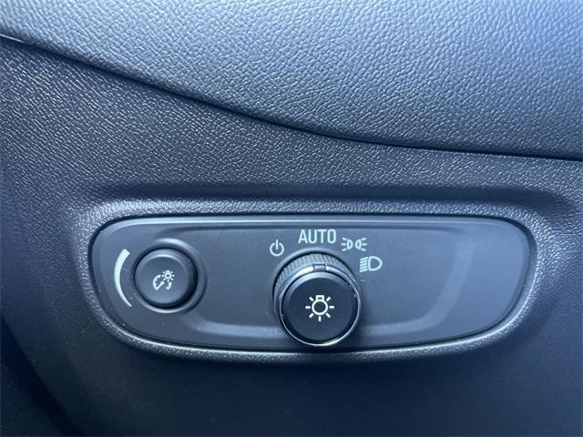 used 2023 Chevrolet Equinox car, priced at $21,444