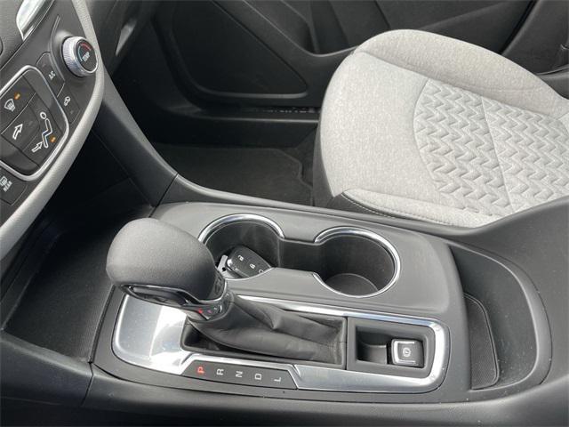used 2023 Chevrolet Equinox car, priced at $21,550