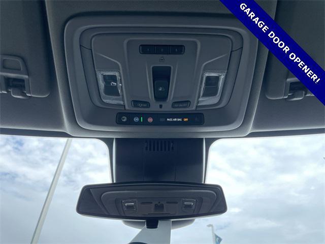 used 2022 Chevrolet Silverado 1500 car, priced at $33,637