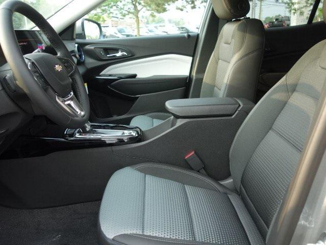 new 2025 Chevrolet Trax car, priced at $22,722