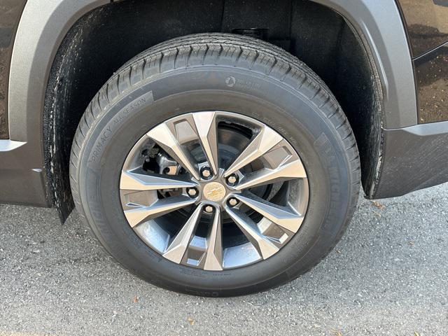 new 2026 Chevrolet Equinox car, priced at $32,939
