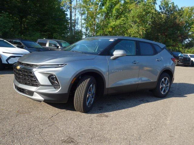 new 2025 Chevrolet Blazer car, priced at $36,295