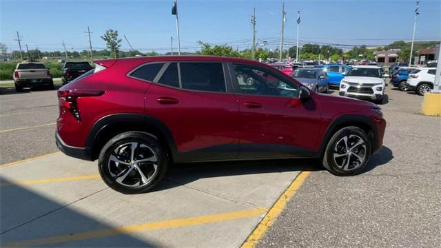 used 2024 Chevrolet Trax car, priced at $22,386