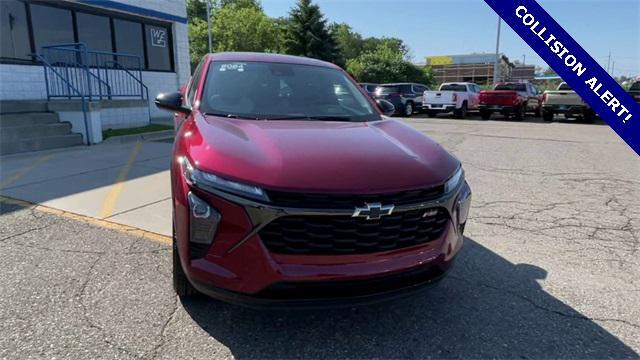 used 2024 Chevrolet Trax car, priced at $22,386
