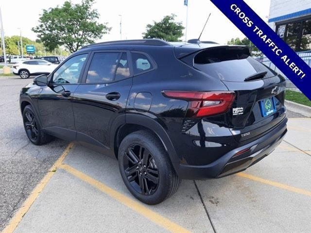 used 2024 Chevrolet Trax car, priced at $22,966