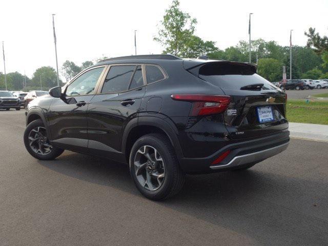 new 2025 Chevrolet Trax car, priced at $24,417
