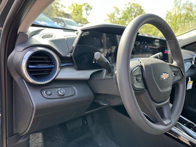 new 2025 Chevrolet Trax car, priced at $22,702