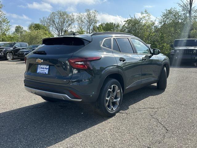 new 2025 Chevrolet Trax car, priced at $22,702