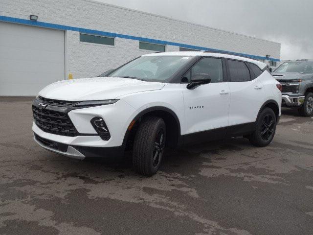 new 2025 Chevrolet Blazer car, priced at $37,090