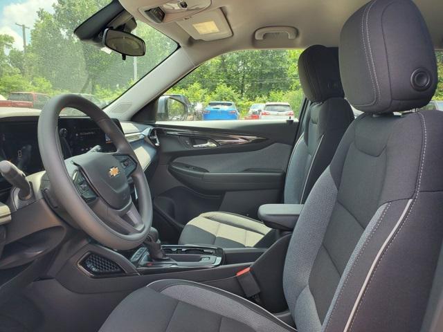 new 2026 Chevrolet TrailBlazer car, priced at $25,612