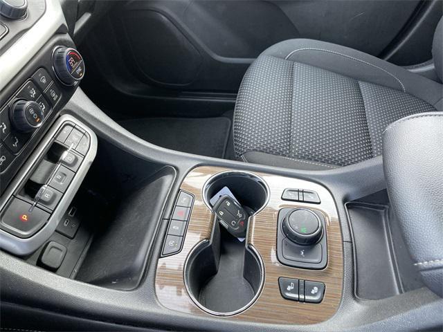 used 2022 GMC Acadia car, priced at $24,799