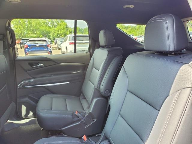 new 2025 Chevrolet Traverse car, priced at $42,144
