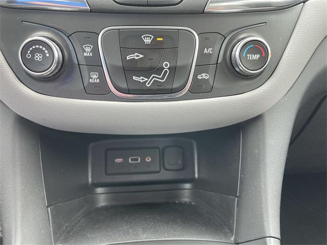 used 2022 Chevrolet Equinox car, priced at $17,837