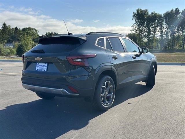 new 2025 Chevrolet Trax car, priced at $24,367