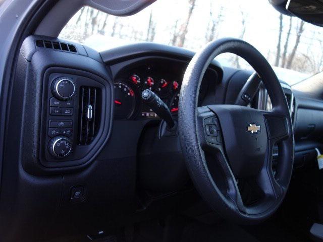 new 2025 Chevrolet Silverado 1500 car, priced at $47,630