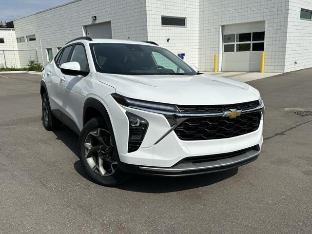 new 2025 Chevrolet Trax car, priced at $24,485