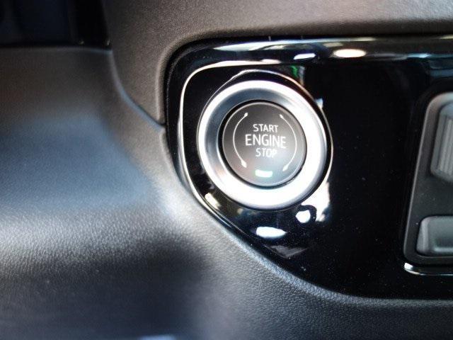 new 2025 Chevrolet Silverado 1500 car, priced at $43,060